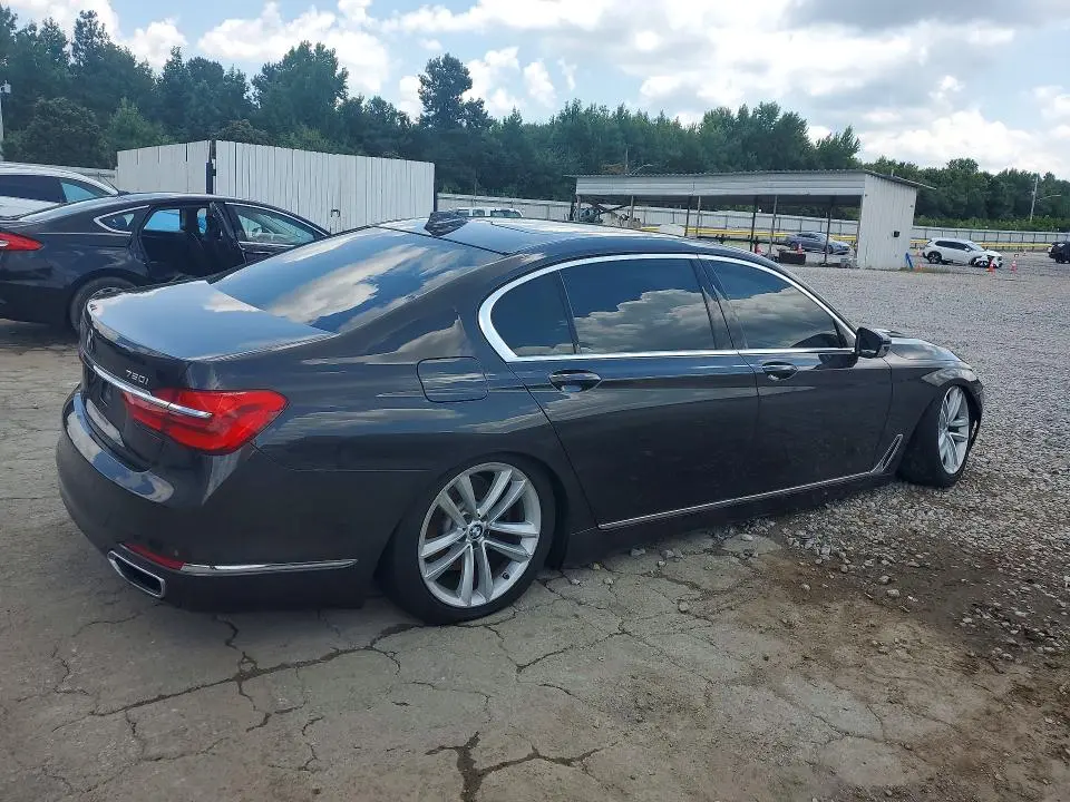 2016 BMW 750 XI  