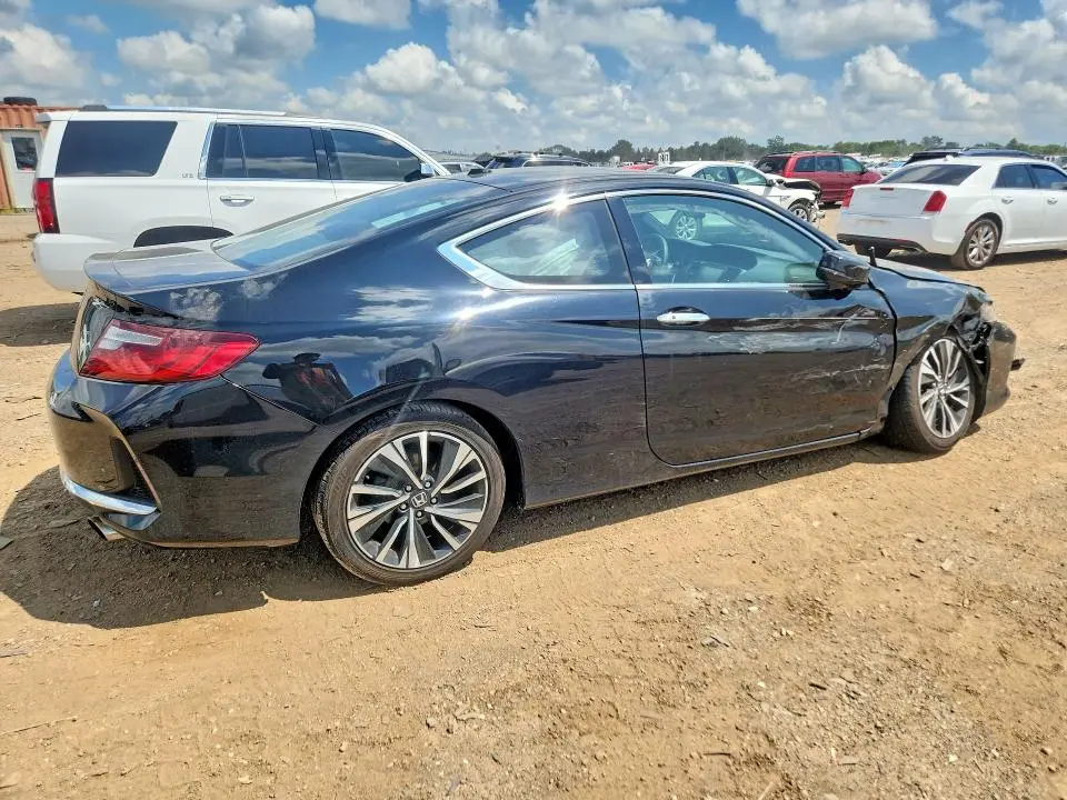2017 HONDA ACCORD EX  