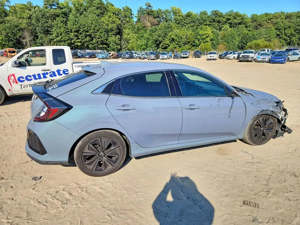2018 HONDA CIVIC EX  