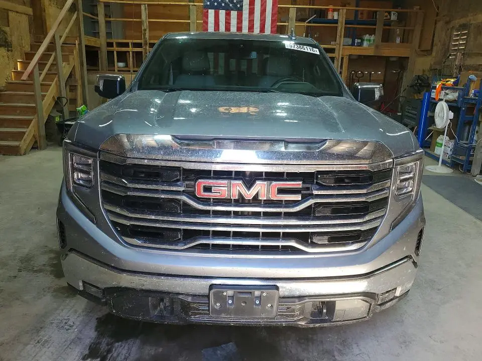 2023 GMC SIERRA K1500 SLT  