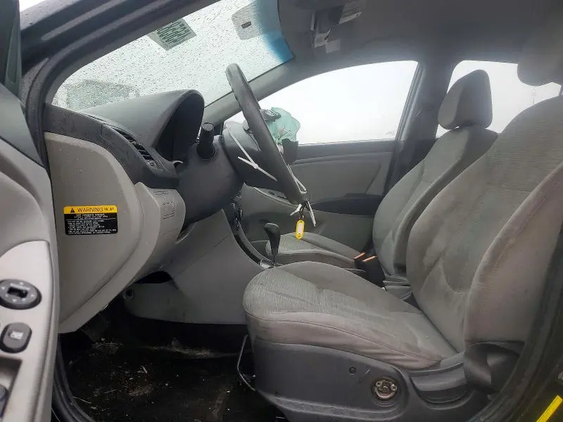 2015 HYUNDAI ACCENT GLS  