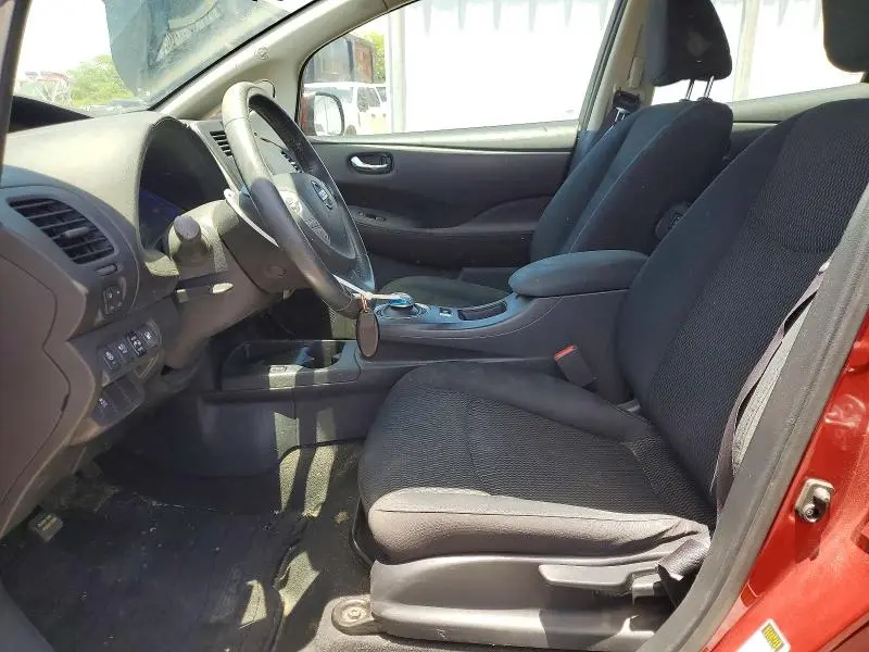 2015 NISSAN LEAF S  