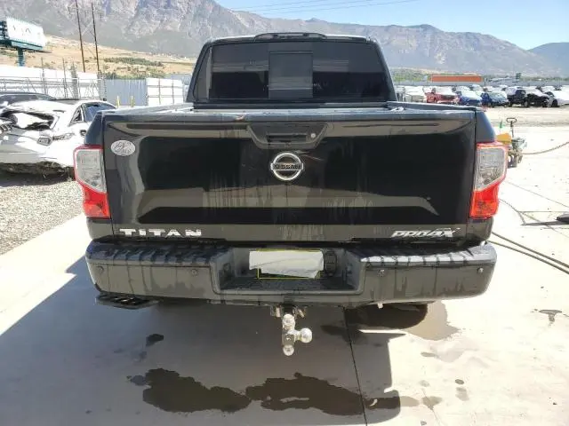 2017 NISSAN TITAN PRO -4X