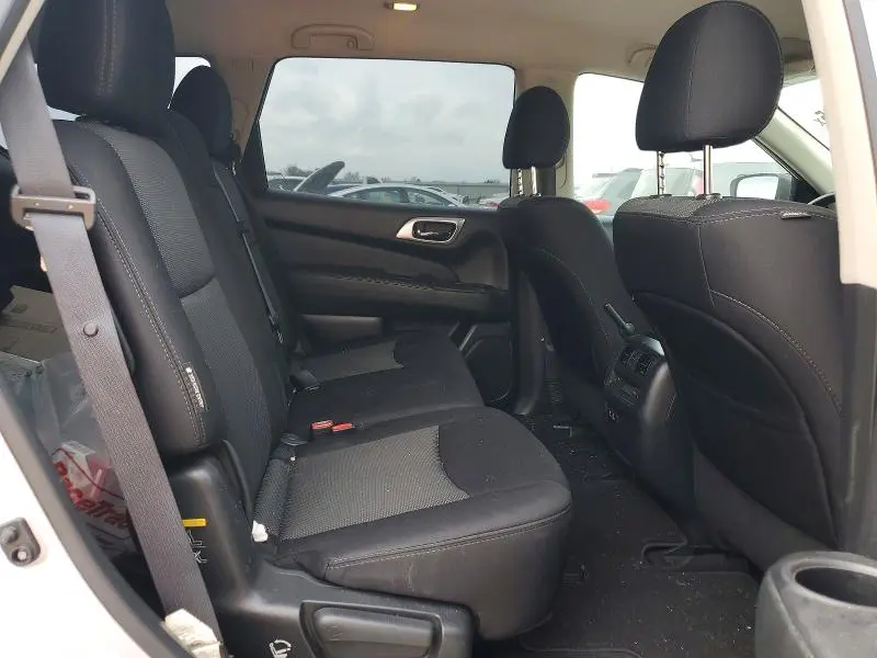 2019 NISSAN PATHFINDER SV  
