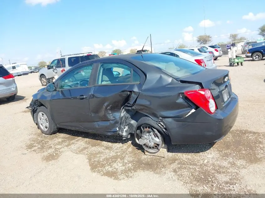 2014 CHEVROLET SONIC LS AUTO