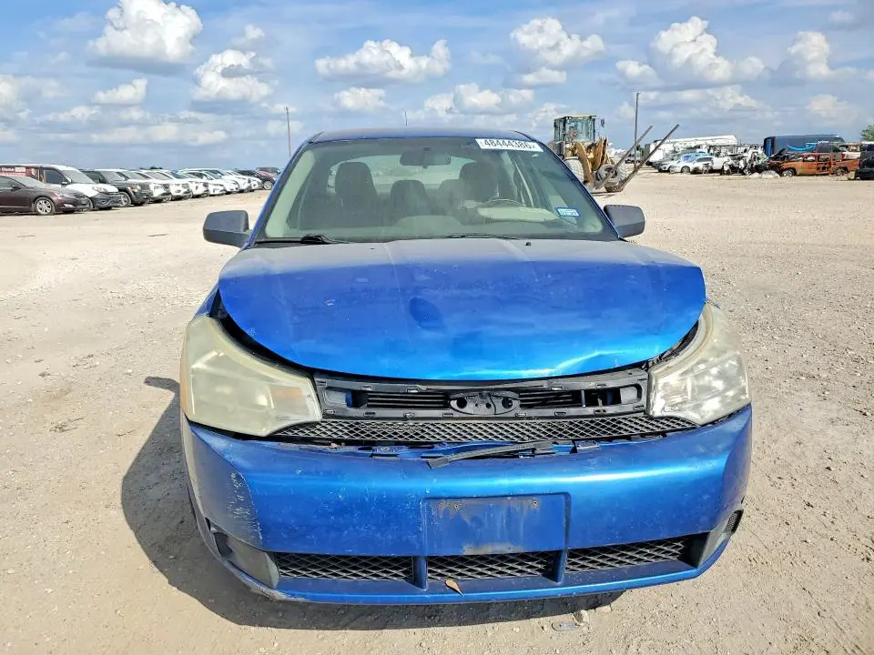 2010 FORD FOCUS SE  