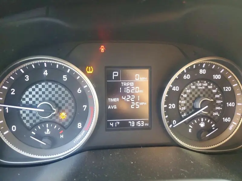 2019 HYUNDAI ELANTRA 4D   