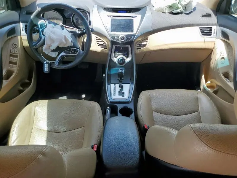 2011 HYUNDAI ELANTRA   