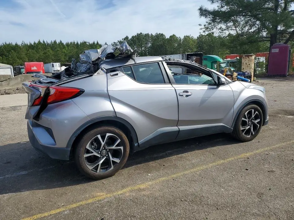 2019 TOYOTA C-HR XLE  