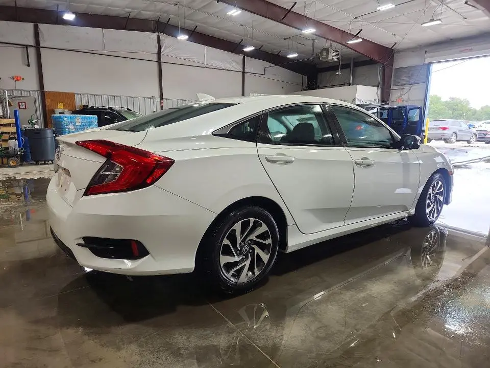 2017 HONDA CIVIC EX  