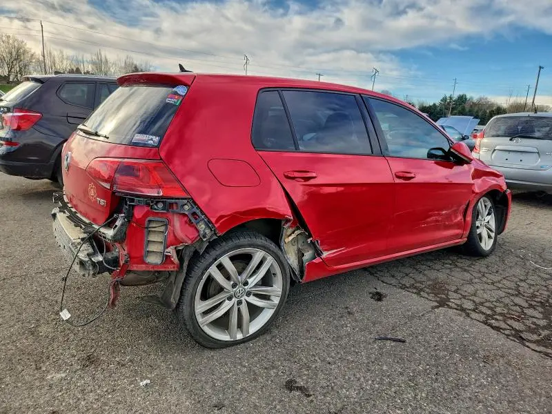 2015 VOLKSWAGEN GOLF   