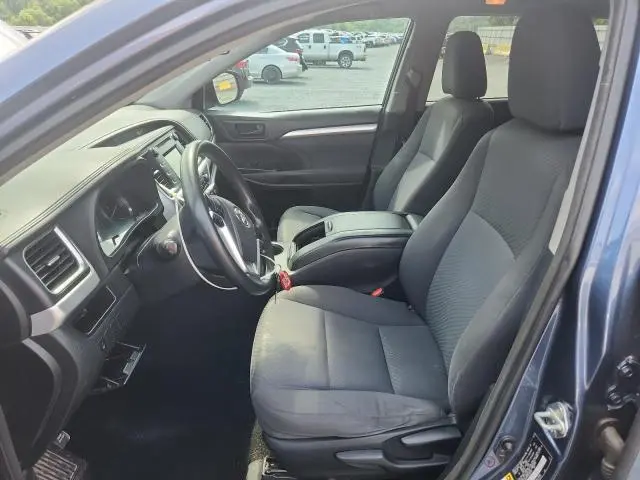 2014 TOYOTA HIGHLANDER LE  