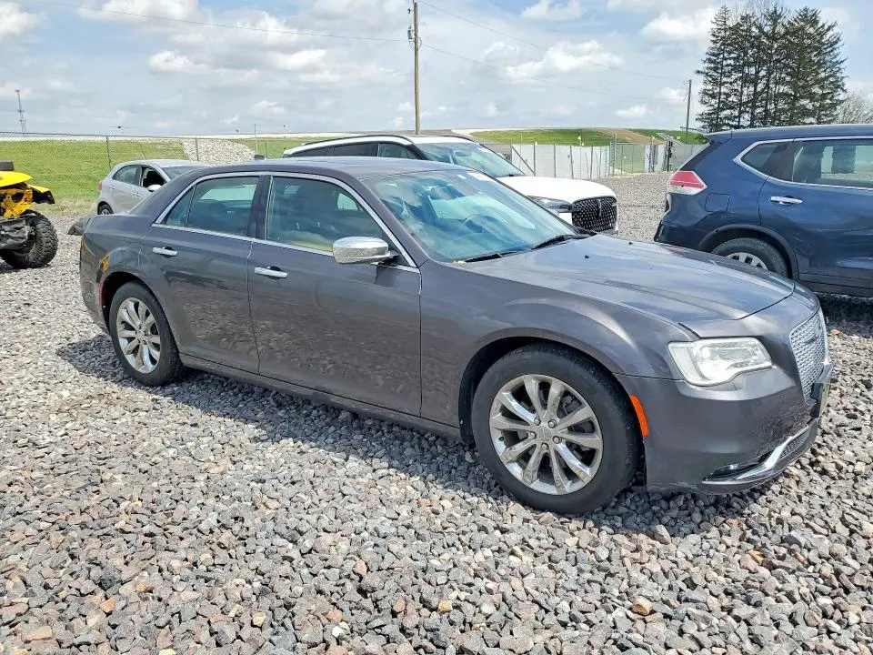 2016 CHRYSLER 300   