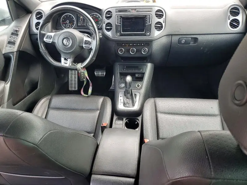 2016 VOLKSWAGEN TIGUAN S  