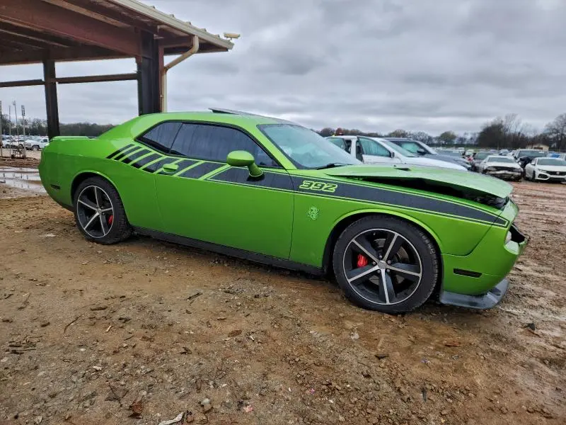 2011 DODGE CHALLENGER SRT-8  