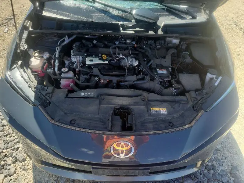 2024 TOYOTA PRIUS XLE  