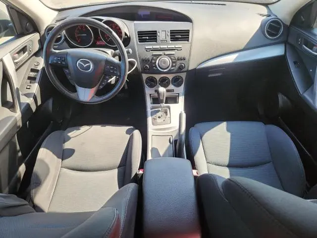 2011 MAZDA 3 S  