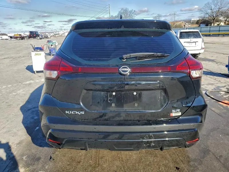 2024 NISSAN KICKS SR  