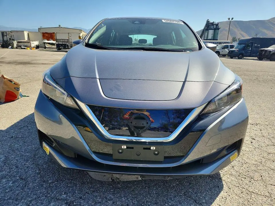 2022 NISSAN LEAF S  
