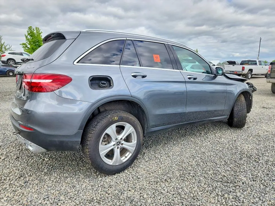 2018 MERCEDES-BENZ GLC 300 4MATIC  