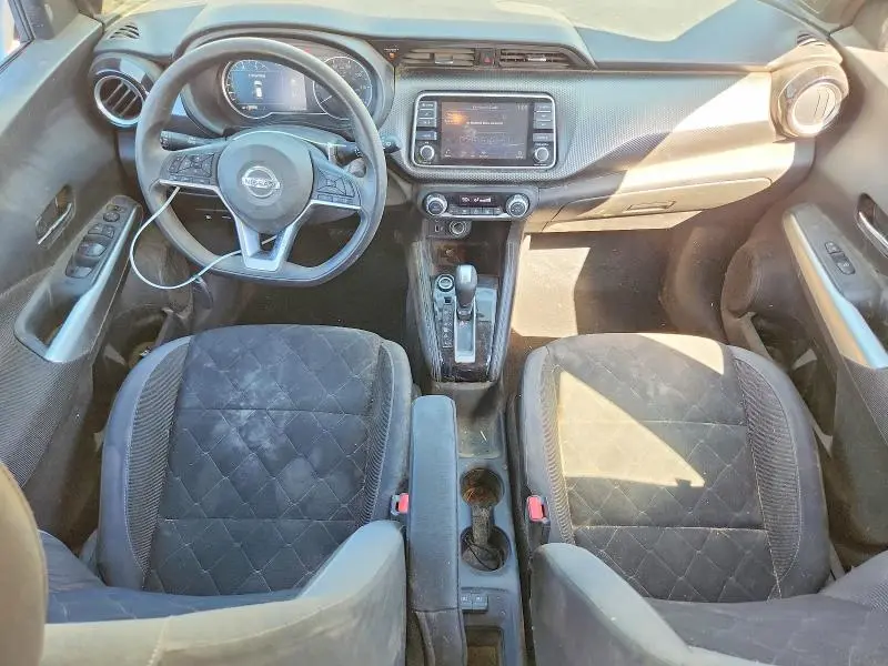 2020 NISSAN KICKS SV  