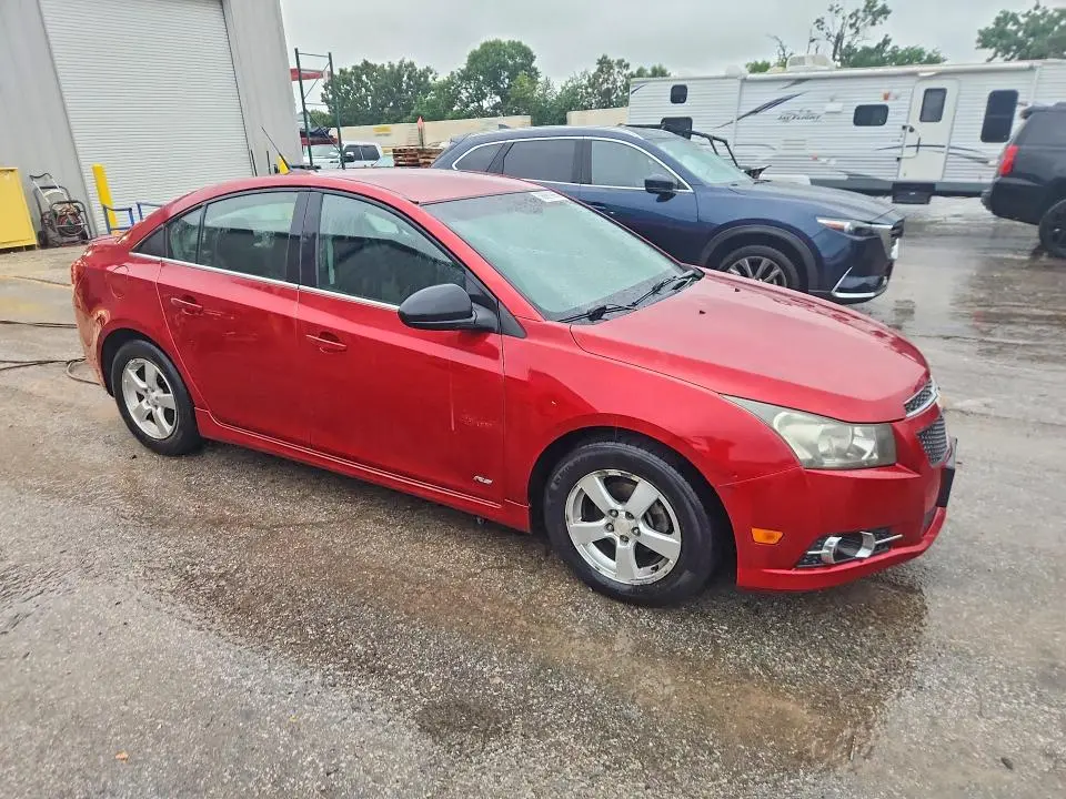 2011 CHEVROLET CRUZE LT  