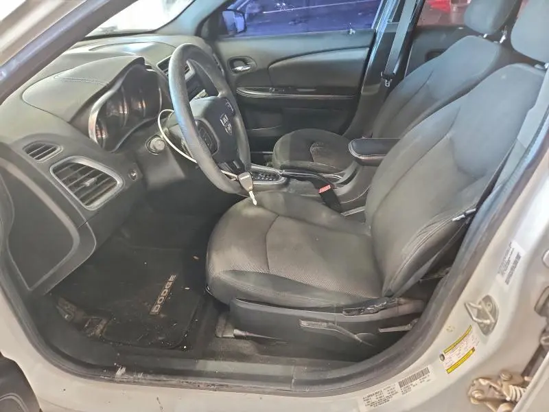 2014 DODGE AVENGER SE  