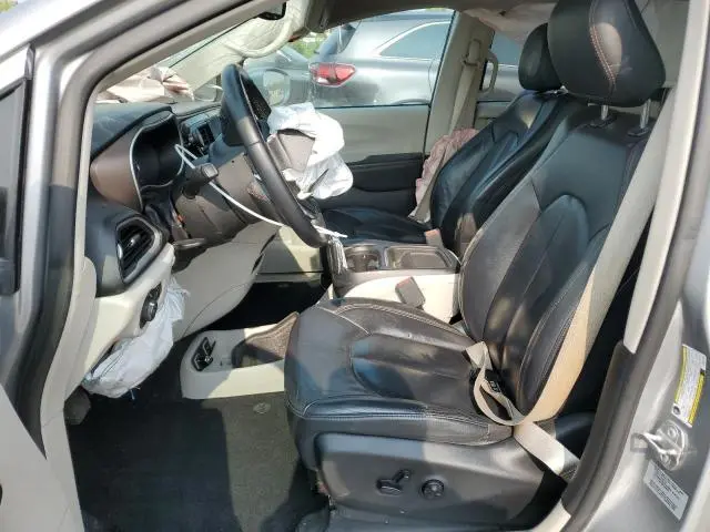 2017 CHRYSLER PACIFICA TOURING L  