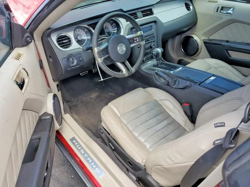 2011 FORD MUSTANG   