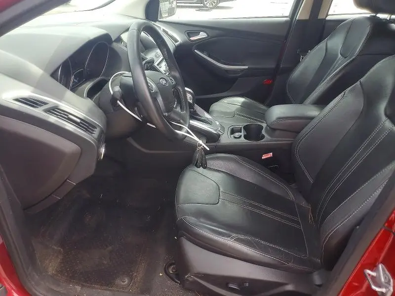 2012 FORD FOCUS TITANIUM  