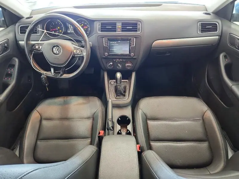 2017 VOLKSWAGEN JETTA SE  