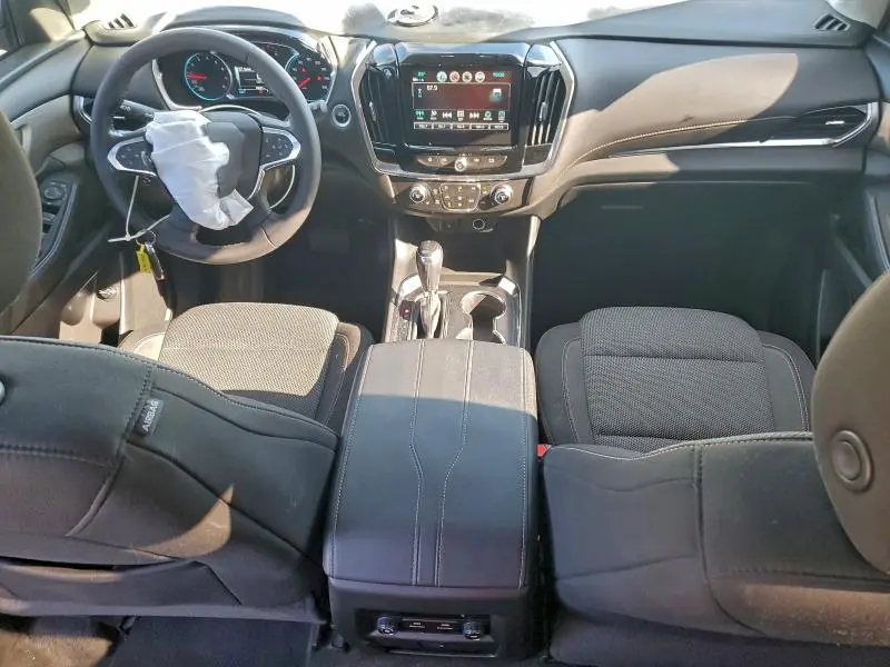 2018 CHEVROLET TRAVERSE LT  