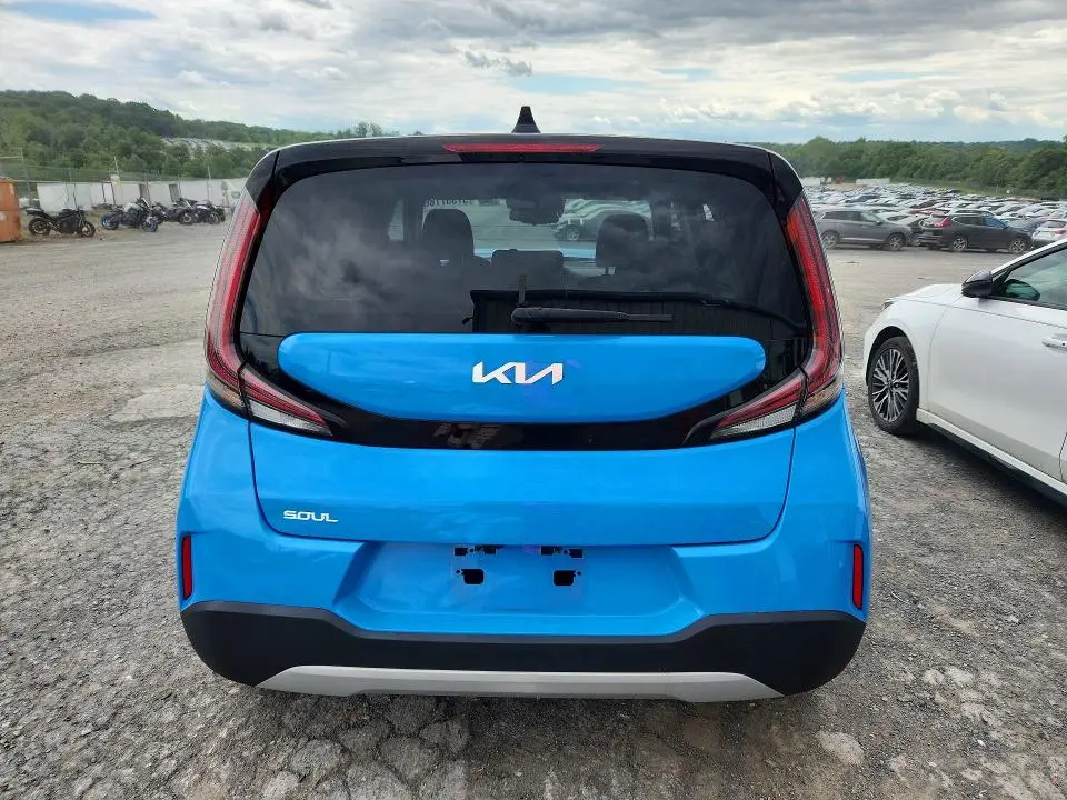 2024 KIA SOUL S  