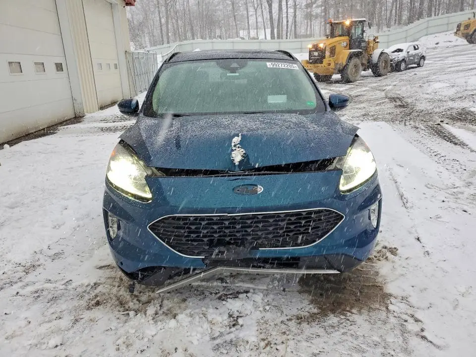 2020 FORD ESCAPE TITANIUM  