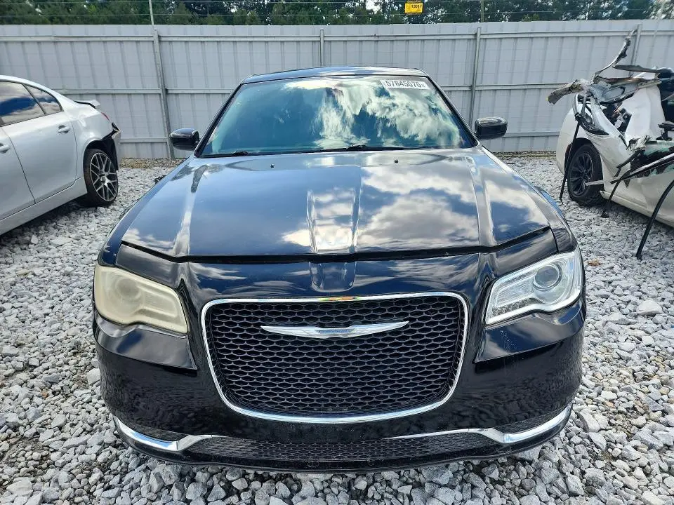2016 CHRYSLER 300 LIMITED  