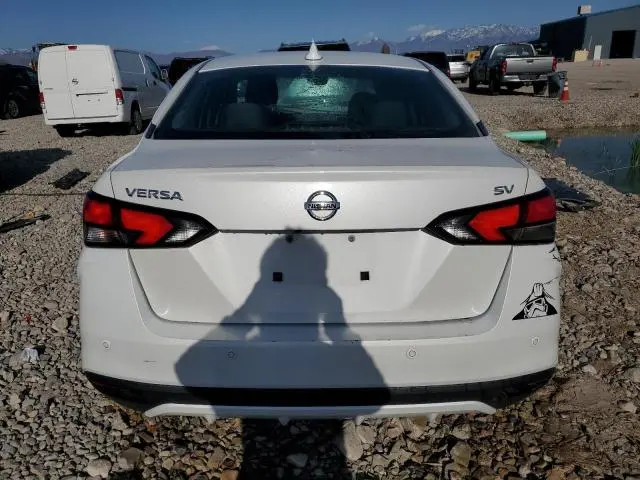 2020 NISSAN VERSA SV