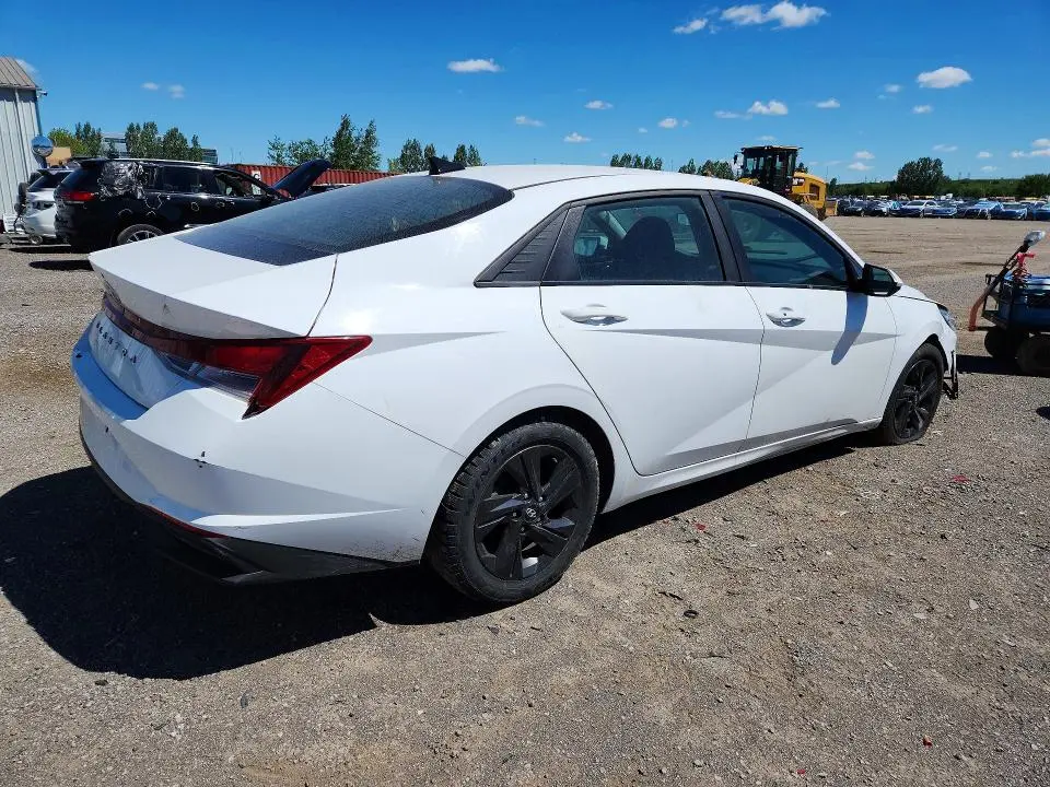2021 HYUNDAI ELANTRA SEL  