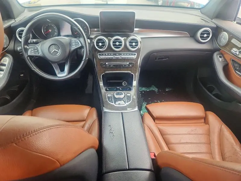 2017 MERCEDES-BENZ GLC 300  