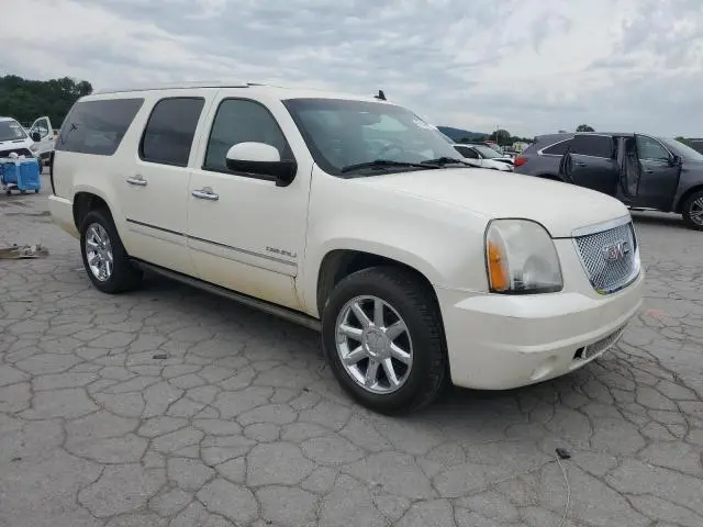 2011 GMC YUKON XL DENALI  
