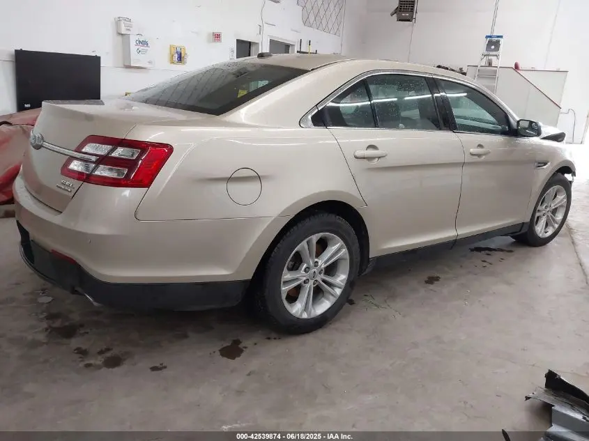 2018 FORD TAURUS SEL