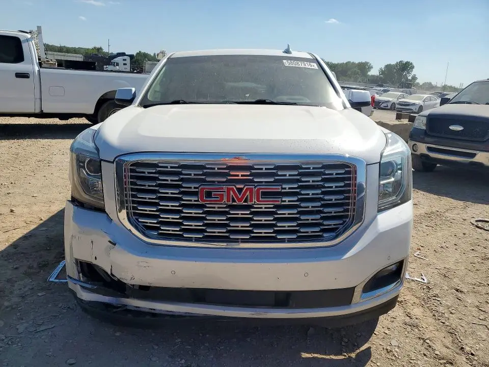 2018 GMC YUKON XL DENALI  