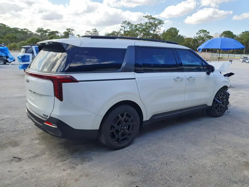 2025 KIA CARNIVAL SX PRESTIGE  