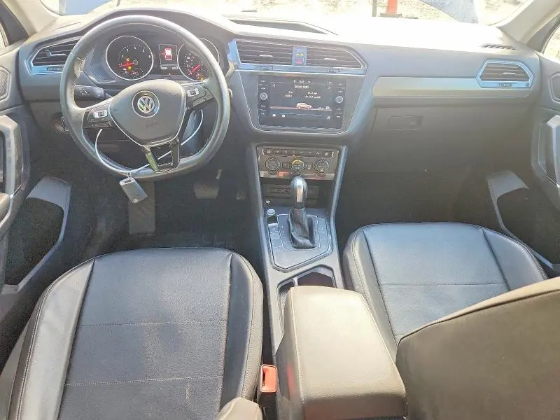 2020 VOLKSWAGEN TIGUAN SE  