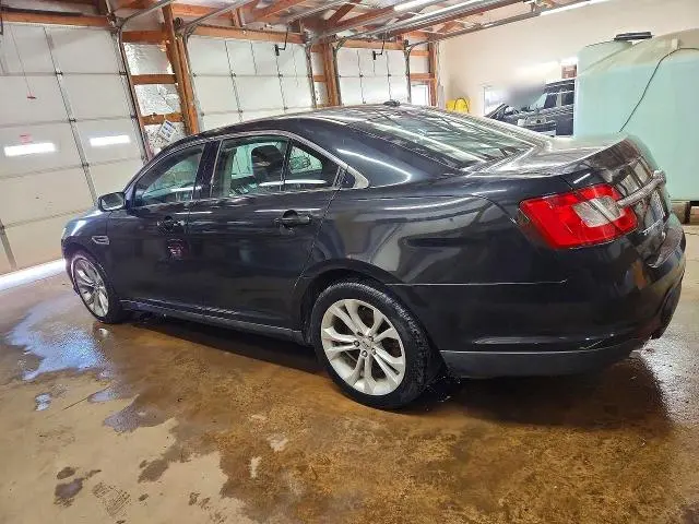 2011 FORD TAURUS LIMITED  
