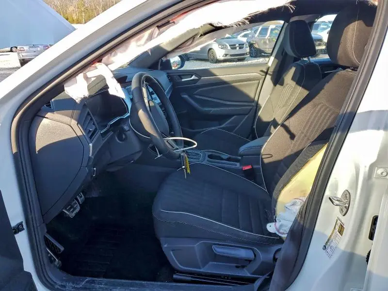 2024 VOLKSWAGEN JETTA SPORT  