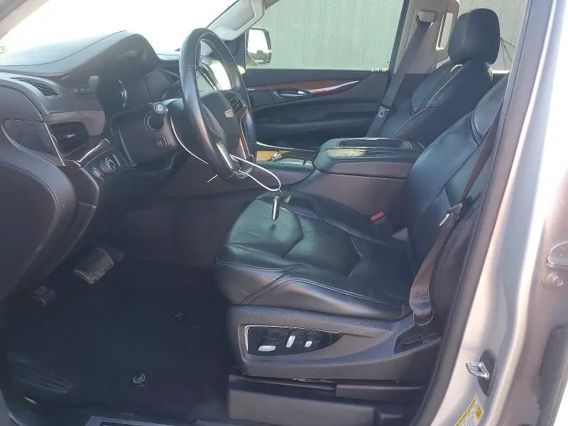 2016 CADILLAC ESCALADE LUXURY  