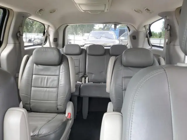 2010 CHRYSLER TOWN & COUNTRY TOURING  