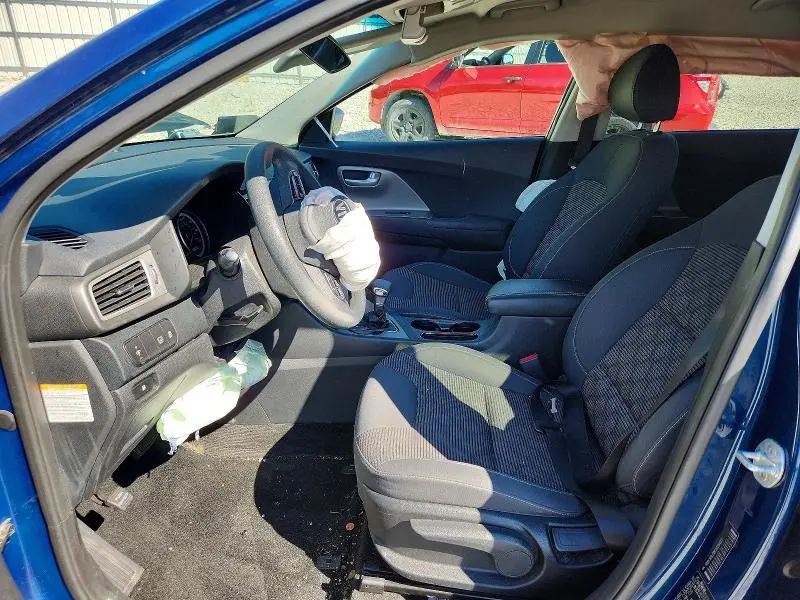2019 KIA NIRO LX  