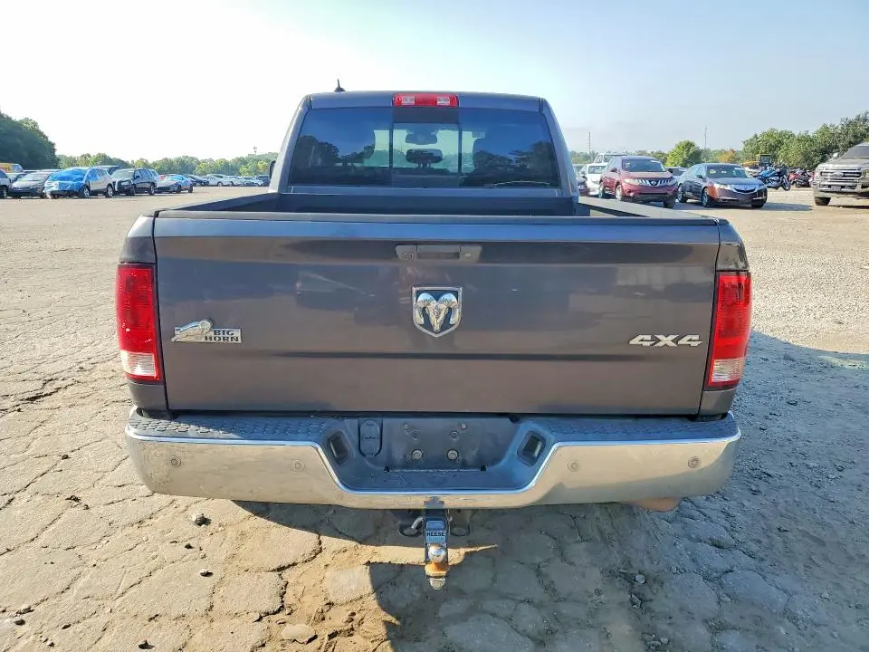 2014 RAM 1500 SLT  