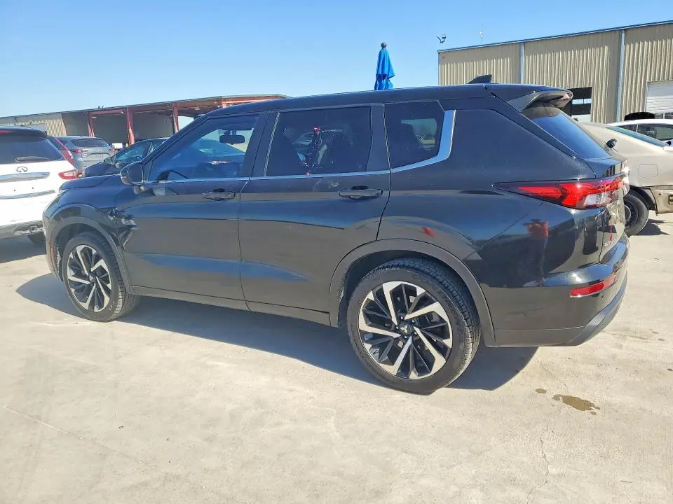 2022 MITSUBISHI OUTLANDER ES  